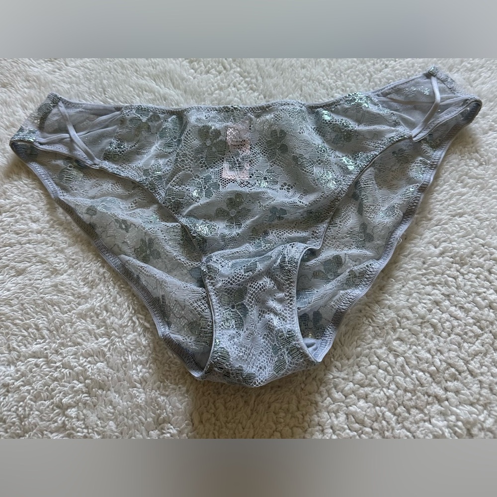 Victoria's Secret Dream Angels Lace Cheekini Panty